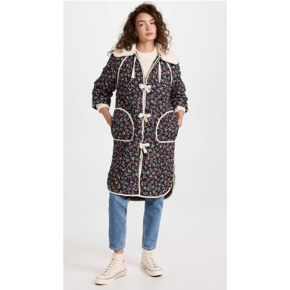 The Great The Reversible Long Quilted
Puffer Jacket size 2 medium